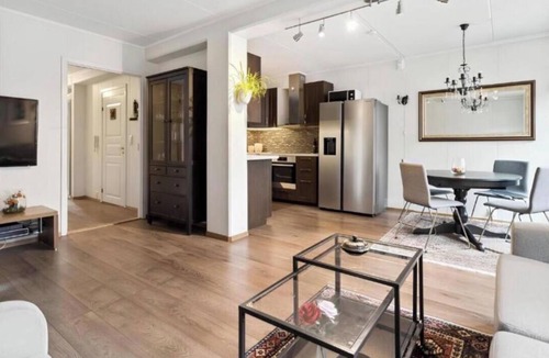 Trondheim Apartment | Stylish & Modern apartment, Near the centre, free parking !