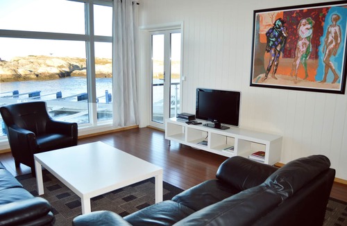 Bogoyvaer Hotel | Sula Rorbuer og Havhotell