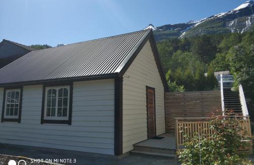 Ullensvang House | Summer haus
