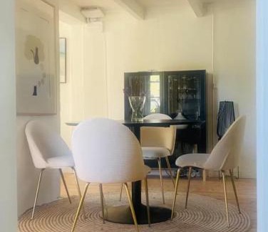Klintehamn House | Summer Home with Private Garden