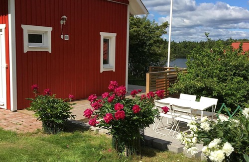 Bergshamra Cottage | Summer house with panoramic sea view at Spersboda