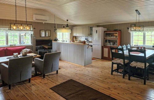 Tuddal House | Sunny cabin with views of Gaustaknea