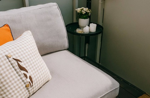 Spanga - Tensta Apartment | Sunny room on top floor -pet friendly