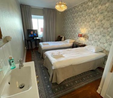 Sala Hostel | Sveahuset Bed & Breakfast