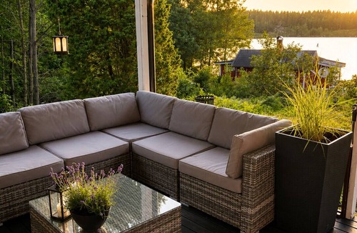 Hallabro House | Swedish Magic - Exclusive Swedish Lake House with Boat and Guest House