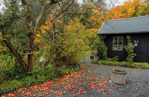 Lonsboda House | Swedish Quarry Guesthouse