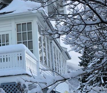 Tromsdalen Apartment | The Arctic Villa - Boutique Apartments Tromsø