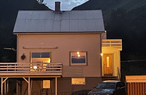 Bostad House | The authentic Lofoten house Smedvikhuset