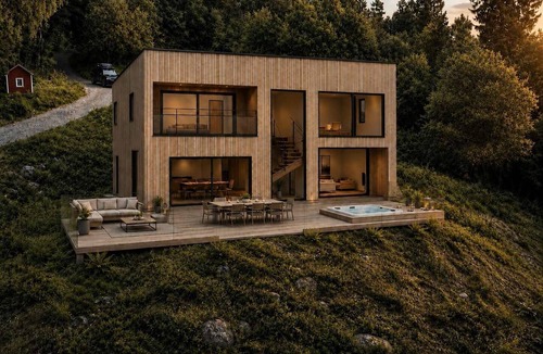 Tvarred Villa | The Cliff | 10ha Private Lakeside Estate