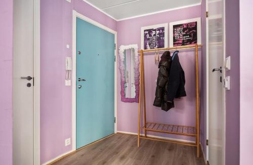 Toyen Apartment | The Cozy Violet Hideaway