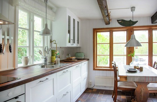 Munka-Ljungby House | The Hallandsåsen lighthouse, a natural retreat