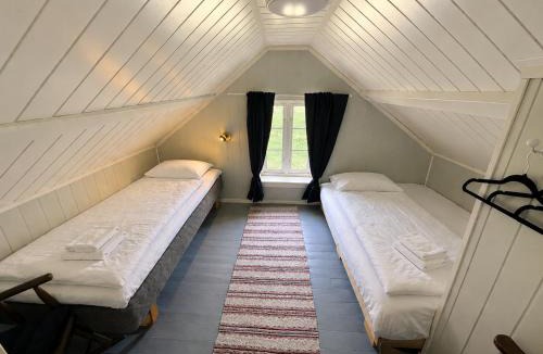 Haukland House | The Haukland House, Between Peaks & Sea