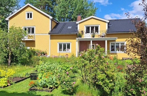 Lovsjo Apartment | The Old Bakery in Moliden—a bright two-room apartment in a rural setting near the E4.