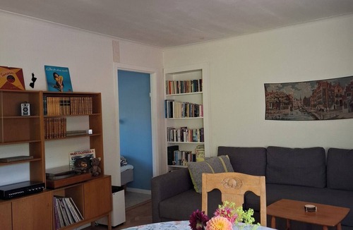 Lovsjo Apartment | The Old Bakery in Moliden—a bright two-room apartment in a rural setting near the E4.