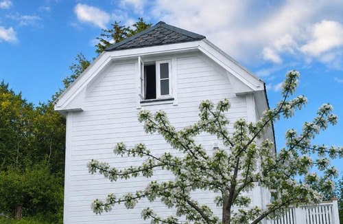Lødingen House | The Perfect Stop - Northern Halo