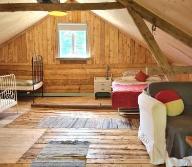 Ucklum House | The Thistle Inn - Eko Farmstay