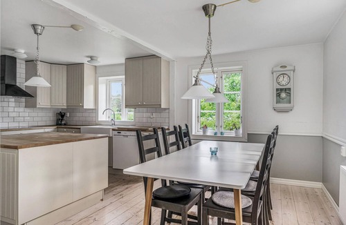 Norrkoping O House | This modern cottage awaits your visit in a beautiful area, close to Kolmården Animal Park and not fa