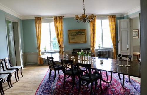 Stromsholm Bed & Breakfast | Thottska Villan