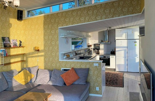 Norrtalje House | Three houses with sea views and hot tub