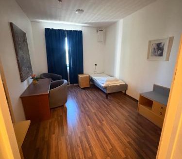 Tibro Hostel | Tibro Stay Private Rooms & Shared Kitchen