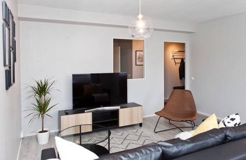 Turku Apartment | Tilava kaksio, keskeinen sijainti+patio+WiFi
