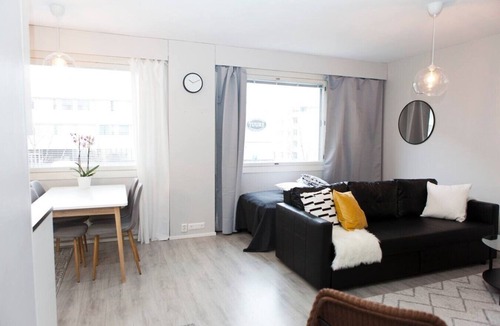 Turku Apartment | Tilava kaksio, keskeinen sijainti+patio+WiFi