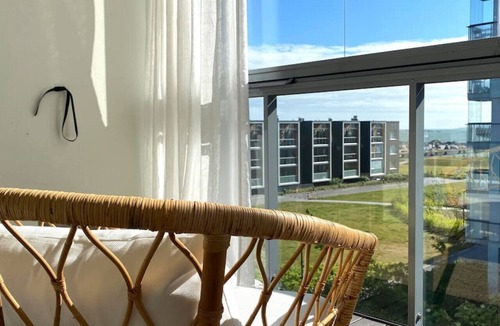 Ruoholahti Apartment | Tilava Yksiö Merenrannalla