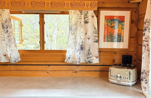 Galaa House | Timber cabin with view over highlands near Røros