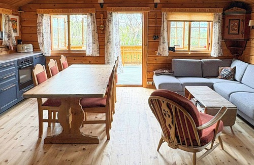 Galaa House | Timber cabin with view over highlands near Røros
