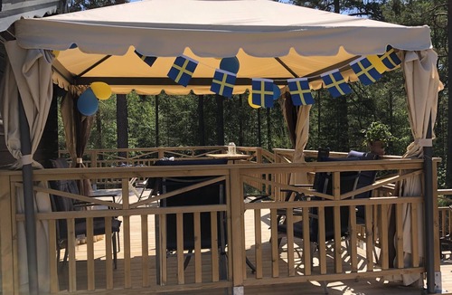 Karlstad Ski Chalet | Timber cottage 2/2 with jacuzzi near lake Vänern