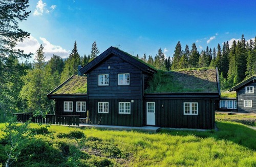 Trysil House | Timber house with ski in/ski out in Trysil