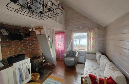 Sonka House | Toivon pieni rantamökki