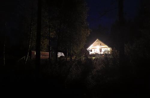Sonka House | Toivon pieni rantamökki