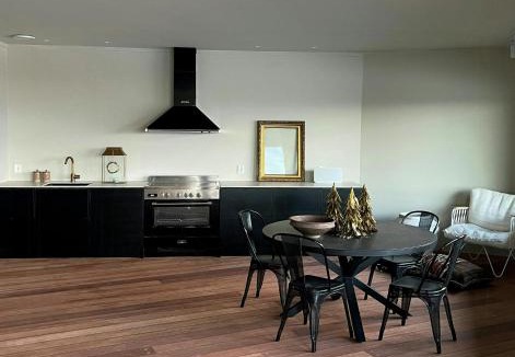 Akrehamn Apartment | Top-Floor Flat By The Harbour In Åkrehamn