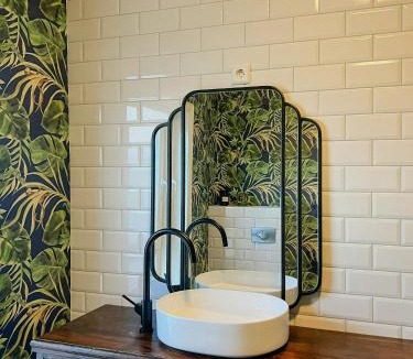 Akrehamn Apartment | Top-Floor Flat By The Harbour In Åkrehamn