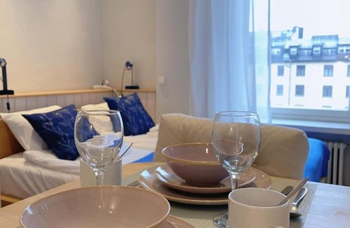 Kamppi Apartment | Top-Floor Studio - City Center - Fast WiFi