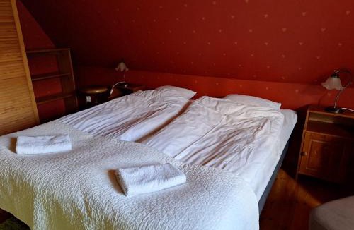 Kisa Bed & Breakfast | Torp Källtorp B&B