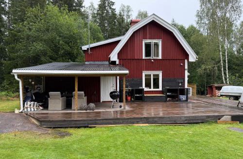 Ostra Amtervik House | Torp ved Mårbacka (Helt hus til leie) Östra Ämtervik/Sunne