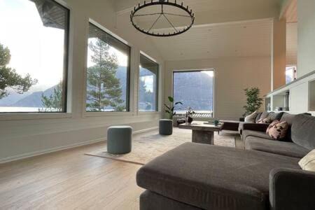 Andalsnes House | Torvika Hus