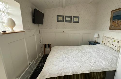 Halmstad Bed & Breakfast | Trädgårdscafé Pedalen B&B