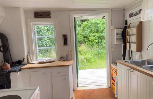 Laggarsvik House | Traditional Archipelago House, Waterfront, Sauna