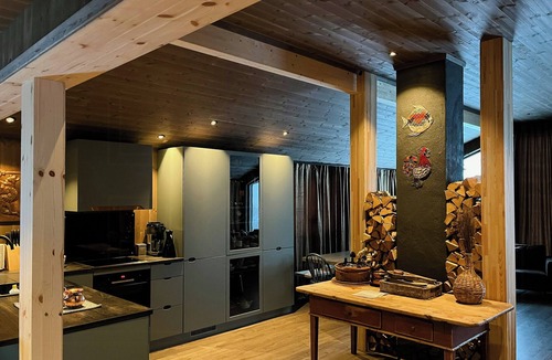 Vang House | Traditional cabin with view at Slettefjell