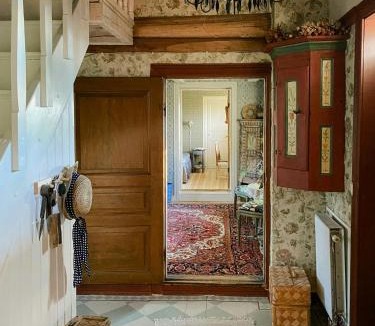 Solleron House | Traditional Dalarna Cottage With Lake Siljan Views