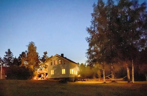 Vegarshei House | Traditional farmstead with dock near Vegår
