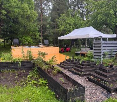 Nurmijarvi House | Traditional Finnish home with garden