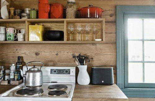 Rauland House | Traditional Log Cabin At Vierli