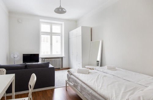 Kamppi Apartment | Tranquil City Studio, All Essentials, Seamless Check In