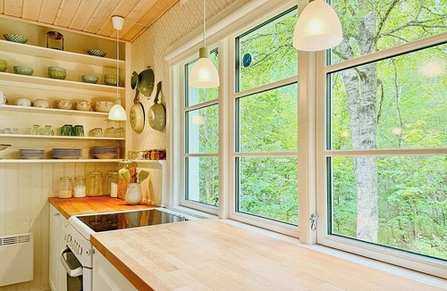 Svangsta House | Tranquil forest-side cottage in the countryside