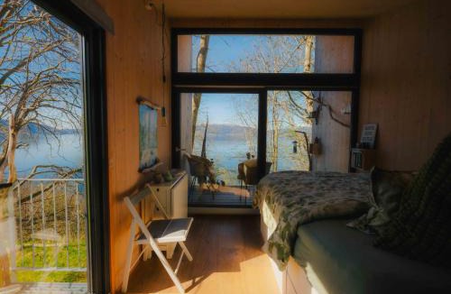 Herand Apartment | Treetop Cabin gem - a forest feeling by the Hardangerfjord