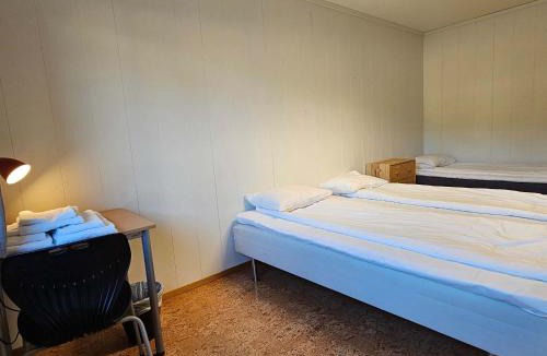 Vennesla Hostel | Triple room 207 near Kristiansand